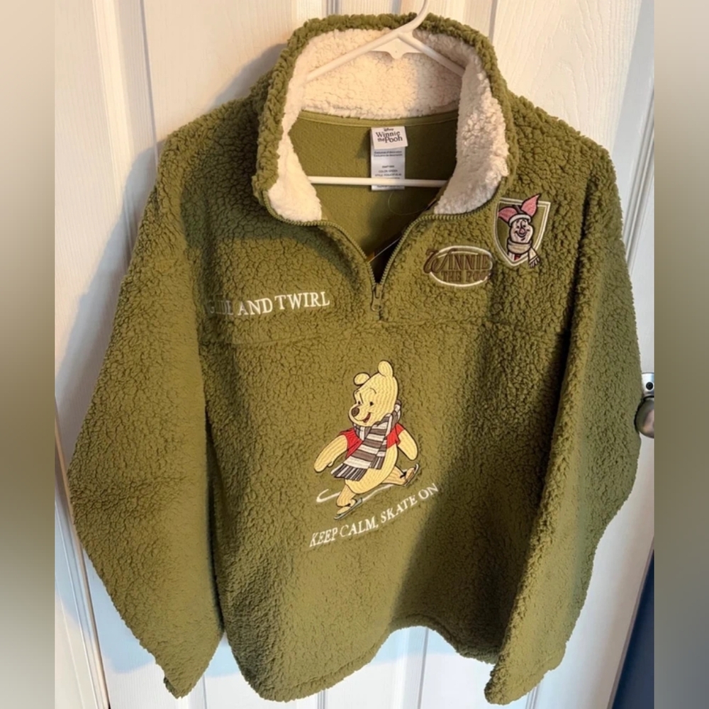 Green Fleece Pullover with Bear Design